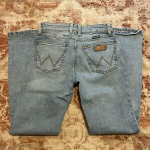 Wrangler Retro Women’s Mid Rose Boot - Size 27x30